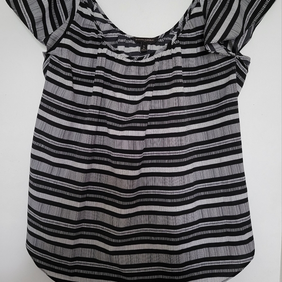 XX SOLD XX Black & white womens blouse, size M - Picture 2 of 4